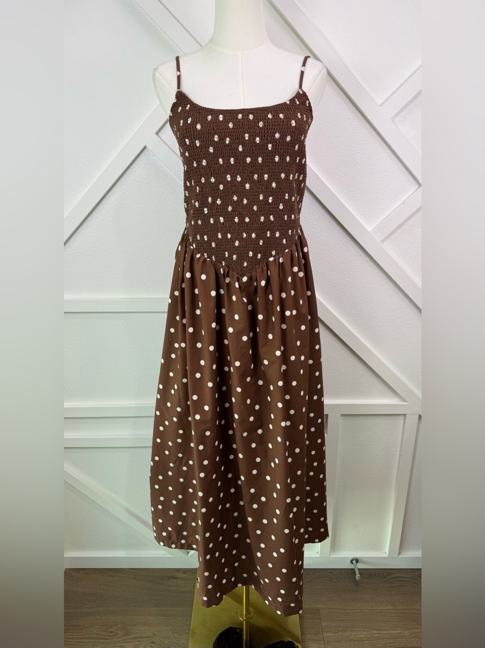 NWT Abercrombie & Fitch Smocked Dipped Waist Midi Dress Brown Polka Dot L Tall - Picture 2 of 12
